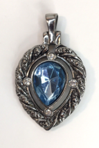 Vintage Avon Faux Marcasite Treasures Necklace Pendant w/ Blue Stone 1994 - £14.14 GBP