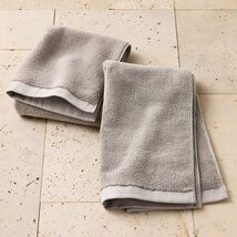 Casaluna 2pk Modal Hand Towels Gray 75% Cotton 25% Modal Bathroom - $254.27 Casaluna 2pk Modal Hand Towels Gray 75% Cotton 25% Modal Bathroom - $254.27 MXN