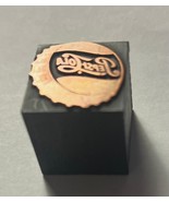Vintage Pepsi Cola Bottle Cap Letter Block Print Stamp  1&quot; Square - $187.07 MXN