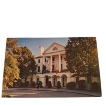 Postcard Williamsburg Inn Williamsburg Virginia Chrome Posted - £5.45 GBP