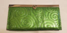 I Squared Tab Lock Long Wallet Green Swirl Rectangle CC Holder New - $13.54