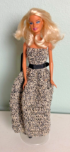 Mattel 1999 Barbie Platinum Blond Hair Blue Eyes Articulated Knees 1998 ... - $14.10