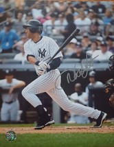 Derek Jeter Signed Autographed New York Yankees 8x10 Photo with COA - £108.73 GBP