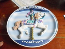 Joyful Jumper Carousel Musical Plate, New in Compatible with Box[am2] - £36.22 GBP