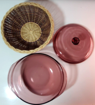 Vintage Cranberry PYREX Clear Glass Round Casserole Dish 1.5 qt with Basket #023 - £19.46 GBP