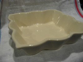 Chantal Talavera Collection Scalloped Baker-Discontinued-1 QT- Color Sto... - $15.00