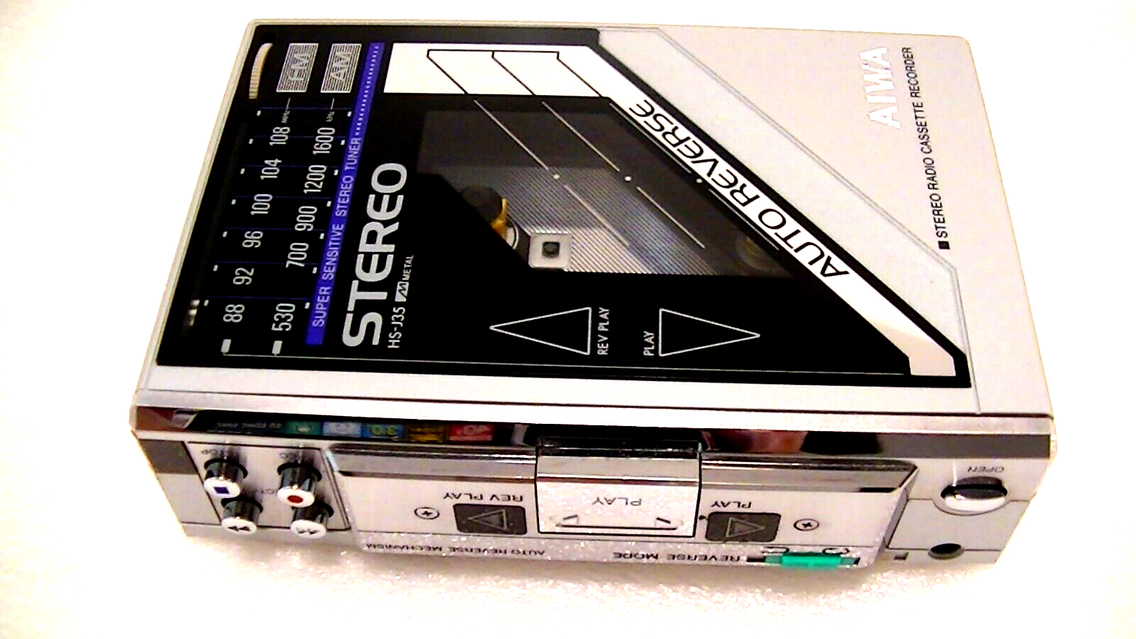 Restored VINTAGE RARE AIWA WALKMAN CASSETTE RECORDER HS-J35,  Works very well  			