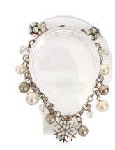 Vintage Fashion Charm Bracelet Holiday Snowflake Beads Silver tone Metal - £11.79 GBP
