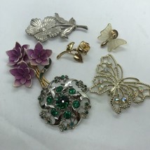 Lot Of Vintage Floral Butterfly Brooches Metal Plastic Rhinestone Flower Boho - £15.56 GBP