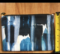 Fringe Phone Blue White Modern Print Tech Bag - £11.05 GBP