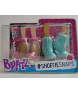 Bratz Shoefiesnaps 2 Pairs of Bratz Doll Shoes Blue Fur Boots Pink Sanda... - $13.61 CAD