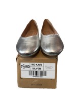 NEW Journee Collection Women&#39;s Comfort Kavn Flat Size 7.5 Wide Silver - $21.14 CAD