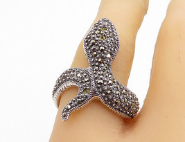 925 Sterling Silver - Vintage Sparkling Marcasite Snake Band Ring Sz 8 - RG5396 - £43.50 GBP