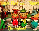 Vtg 1960s Disneyland Postcard Three Pigs and Friends DT-35927 Unposted - $4.90