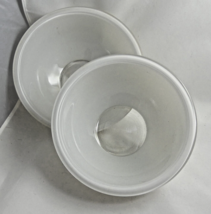 PYREX White Clear Bottom Set /2 Mixing Nesting Bowls #325 2.5L &amp; 323 1.5L, Exc - $24.70