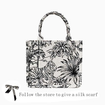 Designer Handbag Women&#39;s Brand Bag Shopper Beach Bag Jacquard Embroidery Female  - £40.56 GBP