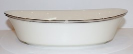 Exquisite Lenox China Solitaire Platinum Trim 10 1/4&quot; Oval Vegetable Bowl - £37.84 GBP