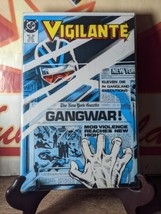 VIGILANTE #30 FIRST PRINT DC COMICS (1986) - £7.17 GBP