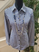 Chico&#39;s Womens Blue &amp; White Cotton Collared Long Sleeve Button Down Shirt 1 M - £19.75 GBP