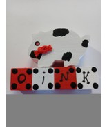 Handmade wooden miniature Pig on Oink Blocks  - $72.58 MXN