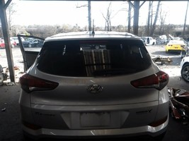 Trunk/Hatch/Tailgate With Privacy Tint Glass Fits 16-18 TUCSON 104484928 - £794.76 GBP