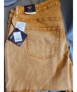 Women&#39;s Plus Size 20W Mid-Rise Jean Shorts Ava &amp; Viv Acid wash Orange ra... - $24.53 CAD