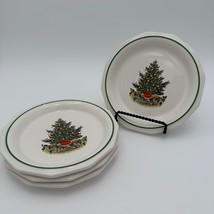 Vintage Pfaltzgraff Christmas Heritage Bread and Butter Plates 6 7/8&quot; Se... - $43.54