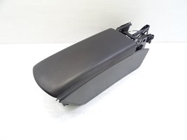 04 Mercedes R230 SL500 center console armrest storage 2306800050 black/gray - €137,77 EUR 04 Mercedes R230 SL500 center console armrest storage 2306800050 black/gray - €137,77 EUR