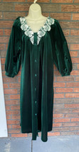 Vintage Full Length Robe Medium Emerald Green Lace Neck Long Sleeve Hous... - $41.80