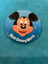 Vintage Walt Disney World Mickey Mouse Blue Pin Button - £3.87 GBP