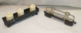 Lot Of 2 Lionel Train Cars - 2 Dome Tank Car &amp; 6462 Gondola w Canisters - £14.10 GBP