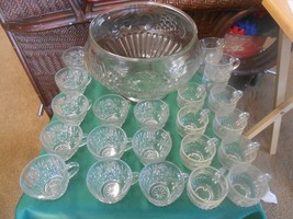 Beautiful Vintage PUNCH BOWL &amp; 22 CUPS... - $22.36