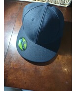 Navy Blue Baseball Fitted Hat 6 5/8 - $355.79 MXN