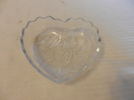 Small Heart Shape Glass Candy Dish With Embossed Roses &amp; Leaves, Scallop... - £31.97 GBP