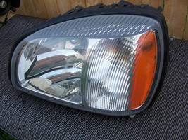 2000 2001 2002 Cadillac Dts Deville Left Headlight Oem Used Driver Side - £147.84 GBP