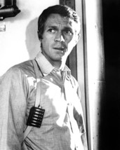 Steve McQueen 1968 as Frank Bullitt wears Safariland shoulder holster 4x6 photo - £4.70 GBP