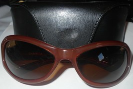 DKNY Women&#39;s Designer SunGlasses - DY 4006 3028/73  62 16 120 - brand new - $19.99