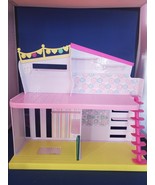 Shopkins Happy Places Happy Home w/Lil Shoppies Popette &amp; Puppy Parlor Set  - $547.56 MXN