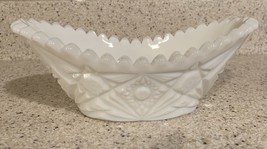 Vintage Oval Milk Glass Relish/Candy Dish - £1.86 GBP