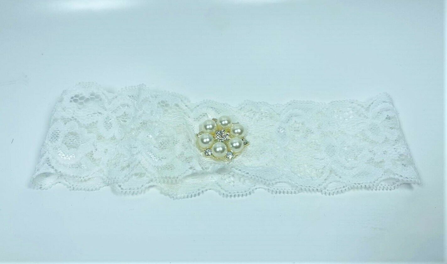 Wedding Bride Keepsake Garter Fashion White Lace And Pearls - $7.81