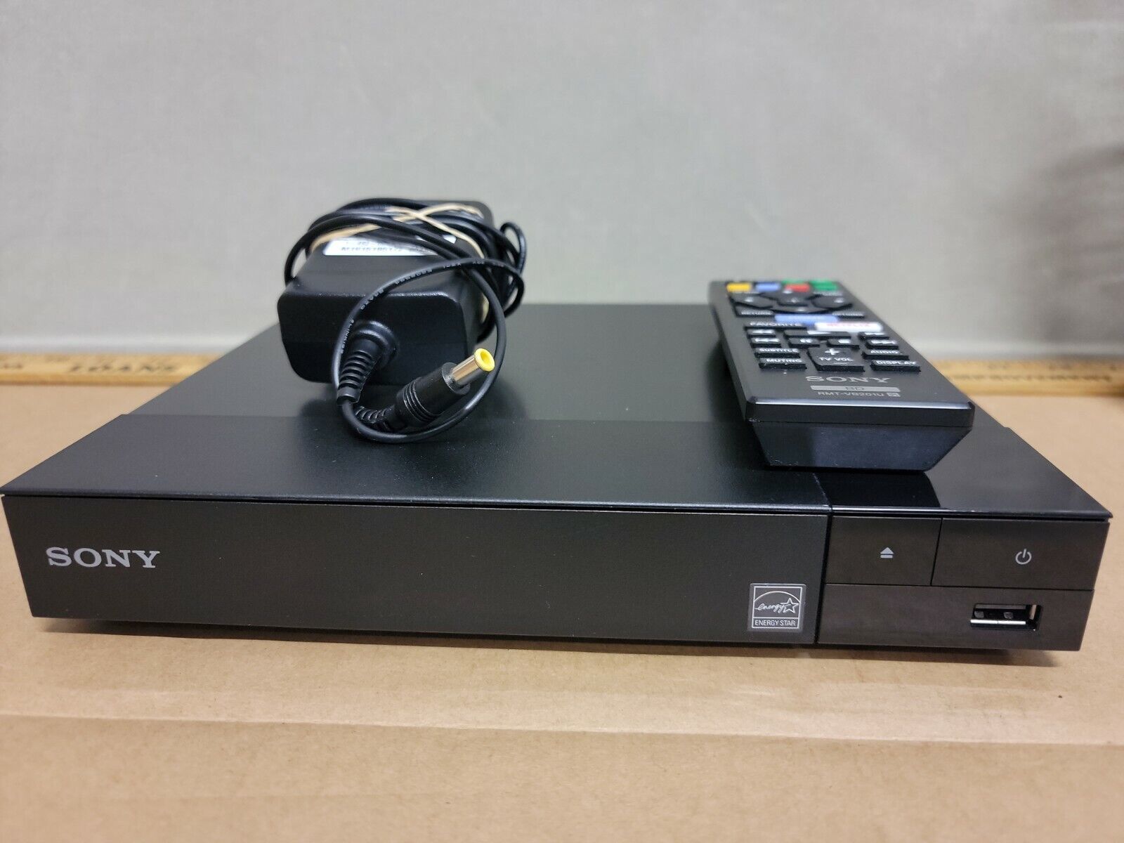 Sony BDP-S1700 Blu-ray Player Plays Blu-ray or DVD Used - $74.95