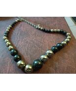 Black and Silver beaded Necklace - $272.96 MXN