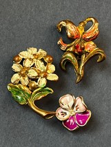 Vintage Lot of Small Orange Lily White Flowers &amp; Purple Pansy Lapel or Hat Pins - £8.85 GBP