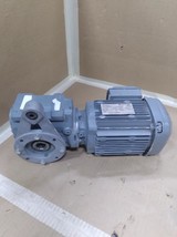 Sew-Eurodrive SA47 DRE80MA Gearmotor 0.75kW W/ Gear Reducer 20.33:1 Ratio  - $376.00