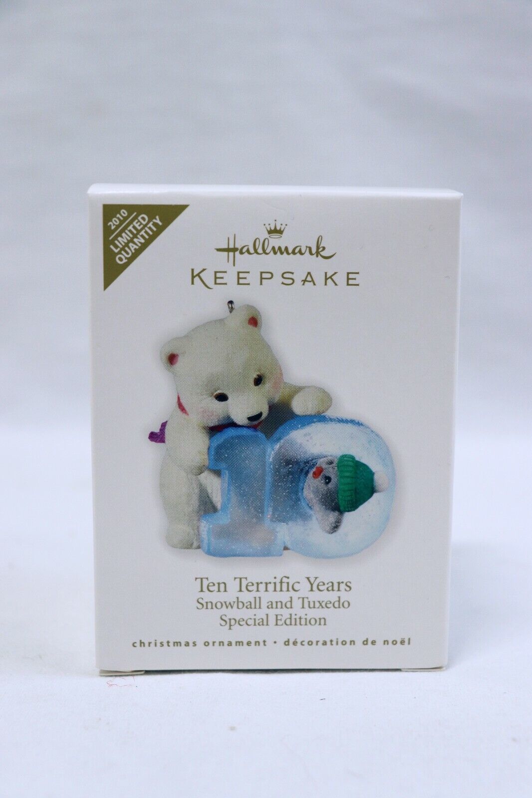 VINTAGE 2010 Hallmark Keepsake Christmas Ornament 10 Terrific Years Bear - £23.73 GBP