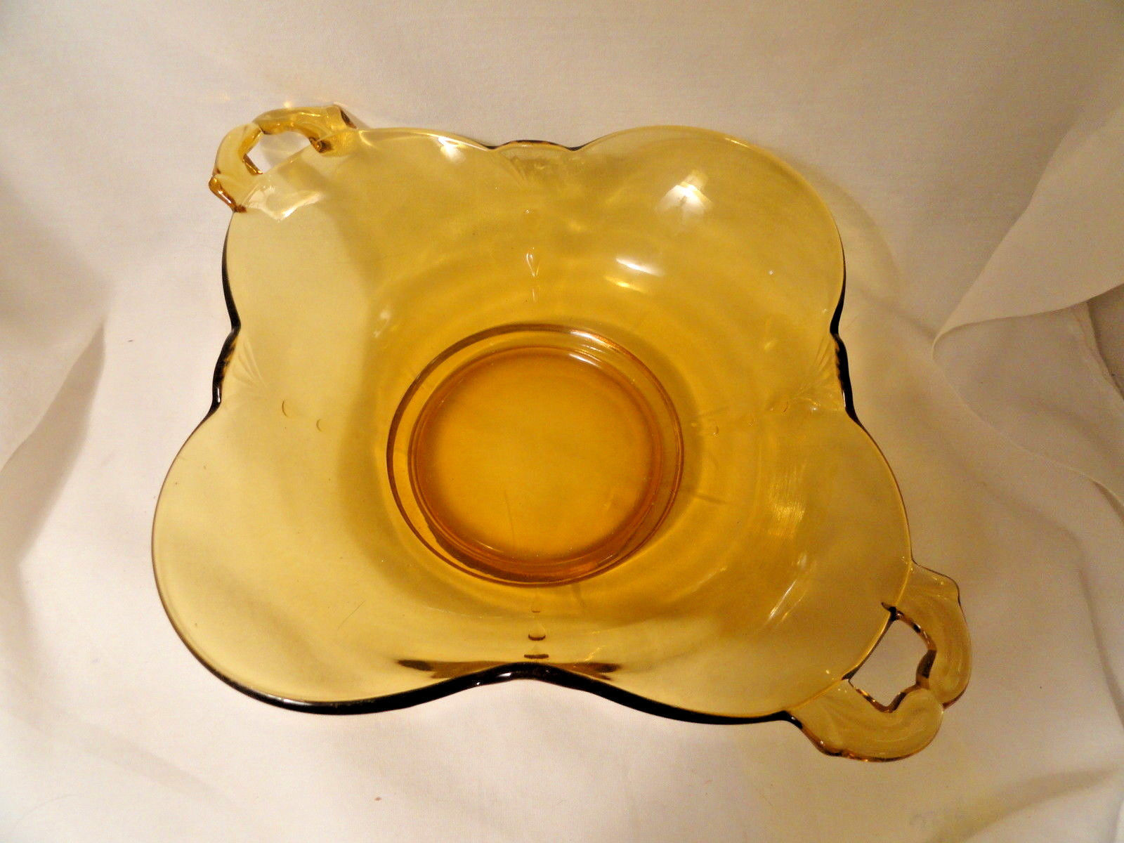 Amber Crows Foot Handled Vegetable Bowl Elegant Depression Glass - $31.99