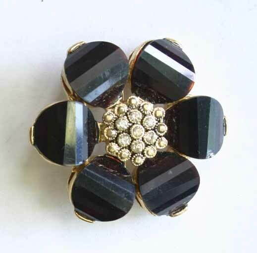 Primary image for Faceted Black Lucite & Crystal Rhinestone Flower Brooch 1960s vintage 1 1/2"