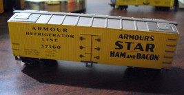 Vintage 1980s HO Scale Life Like Armour Star Ham and Bacon Box Car - £11.86 GBP