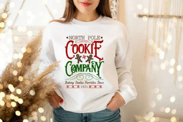 North Pole Cokie Company Shirt, Santa Claus Shirt Vintage Christmas Sweatshirt, - £17.20 GBP