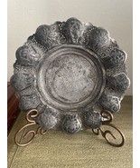 LARGE ANTIQUE PERSIAN ENGRAVED SILVER FOOTED TRAY CHARGER CENTER PIECE  ... - $47,572.17 MXN